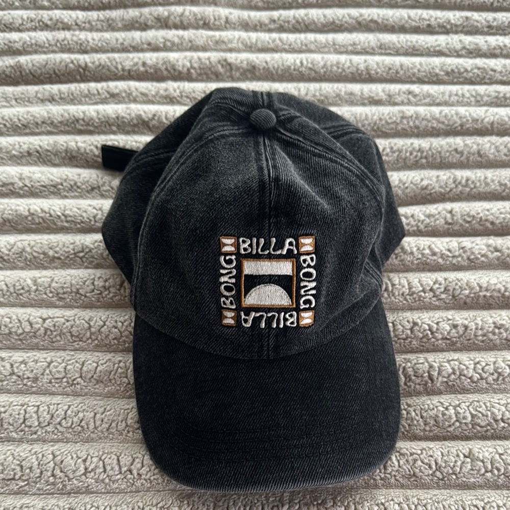 Women’s Billabong adjustable hat
